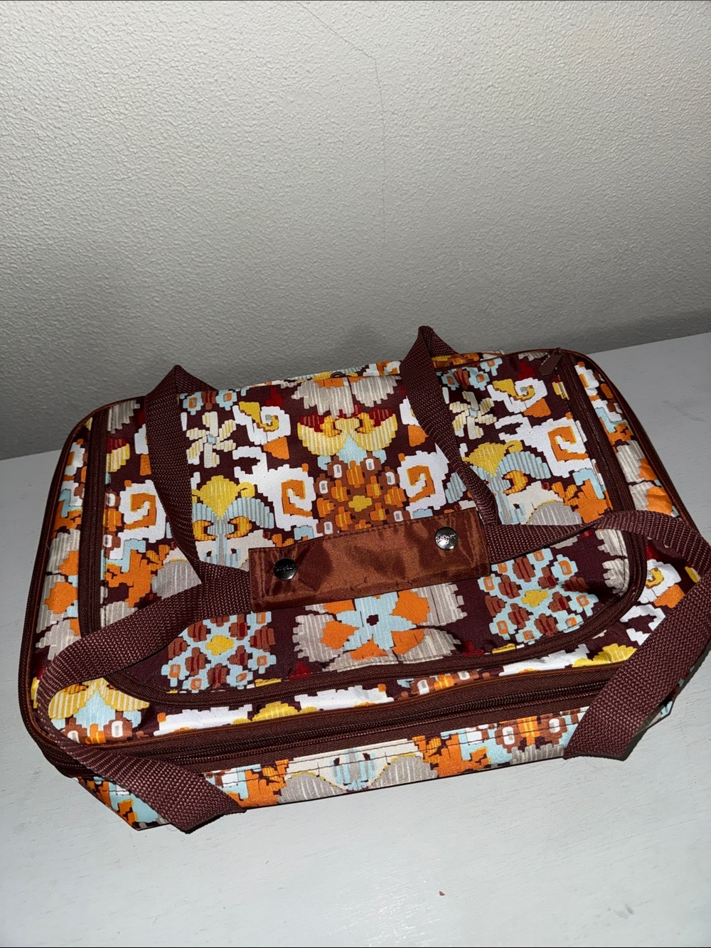 Thirty-One Gifts thermal carrier in the "Tapestry Floral"